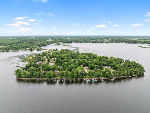 1725 White Cloud Drive N, Isle, MN 56342