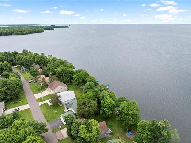 1725 White Cloud Drive N, Isle, MN 56342
