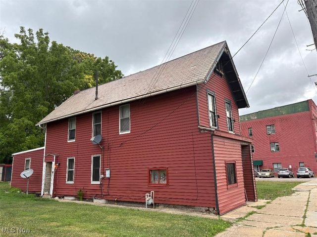 1205 Bridge Street, Ashtabula, OH 44004