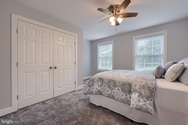 2312 RALEIGH DR, Lancaster, PA 17601