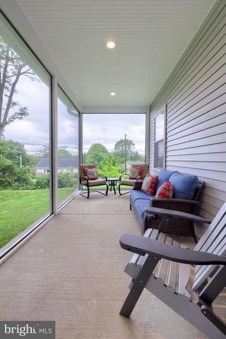 2312 RALEIGH DR, Lancaster, PA 17601