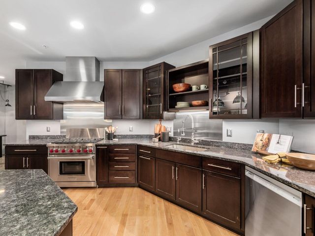 17 W 3rd Avenue, 212, Columbus, OH 43201