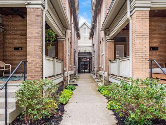 17 W 3rd Avenue, 212, Columbus, OH 43201