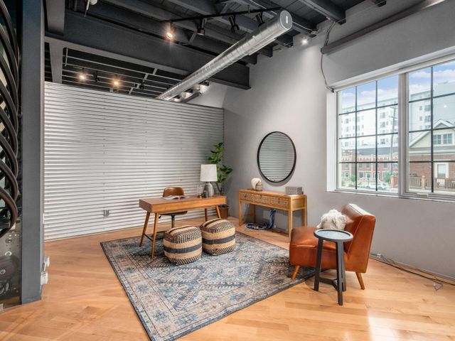 17 W 3rd Avenue, 212, Columbus, OH 43201