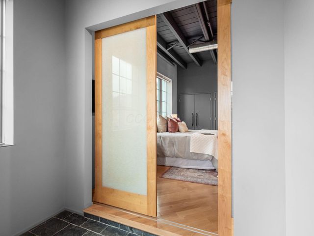 17 W 3rd Avenue, 212, Columbus, OH 43201