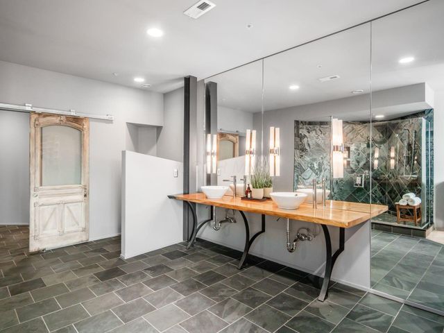 17 W 3rd Avenue, 212, Columbus, OH 43201