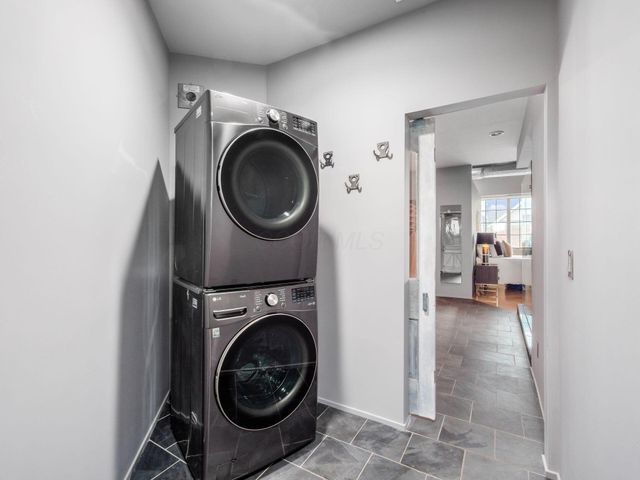 17 W 3rd Avenue, 212, Columbus, OH 43201