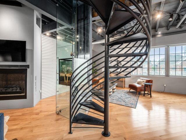 17 W 3rd Avenue, 212, Columbus, OH 43201