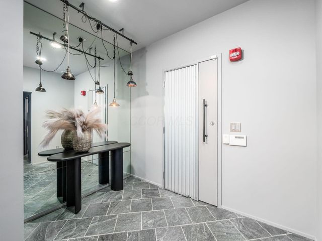 17 W 3rd Avenue, 212, Columbus, OH 43201