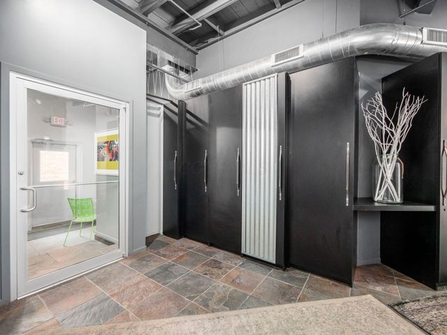 17 W 3rd Avenue, 212, Columbus, OH 43201