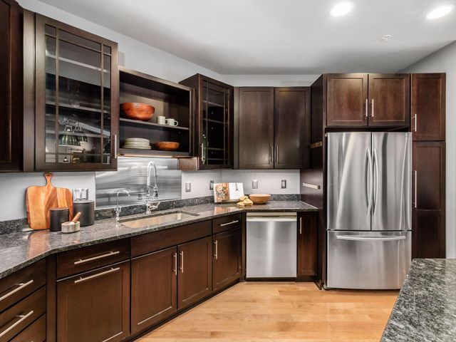 17 W 3rd Avenue, 212, Columbus, OH 43201
