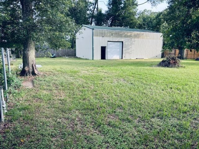 802 Fall Creek Drive, Huffman, TX 77336