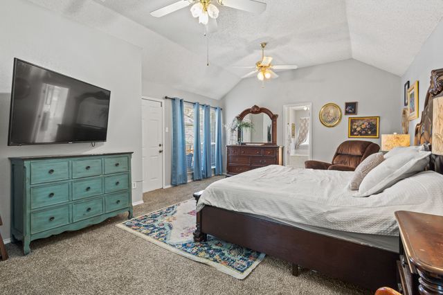 6711 Landover Hills Lane, Arlington, TX 76017