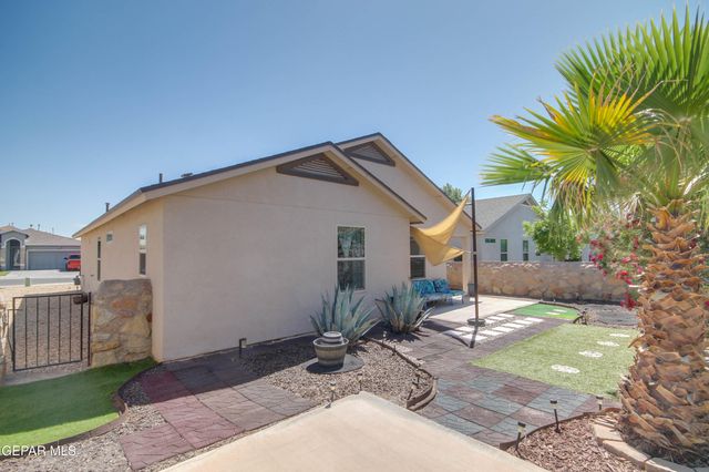 13803 RIO CONCHOS Road, Clint, TX 79836