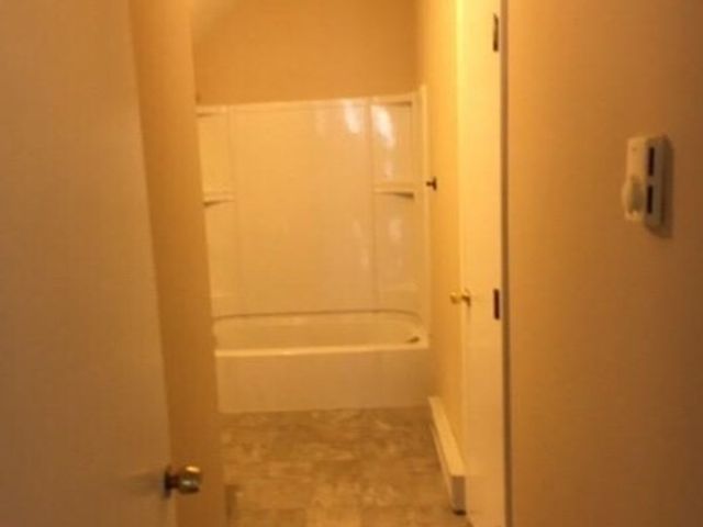 50 Maywood St 2, Worcester, MA 01603