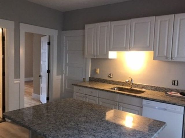 50 Maywood St 2, Worcester, MA 01603