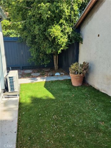 2618 S Bentley Avenue, Los Angeles, CA 90064