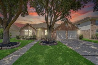 14810 Mission Hills Drive, Houston, TX 77083