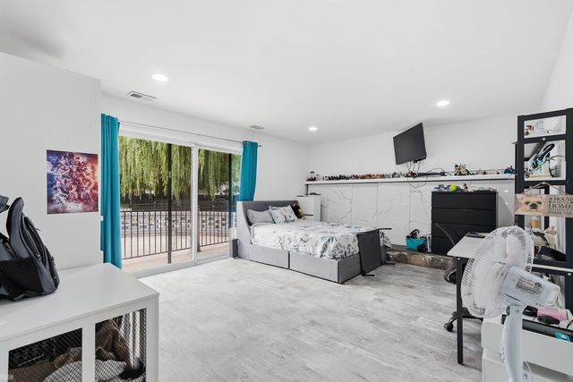 8650 Clinton River Road, Sterling Heights, MI 48314