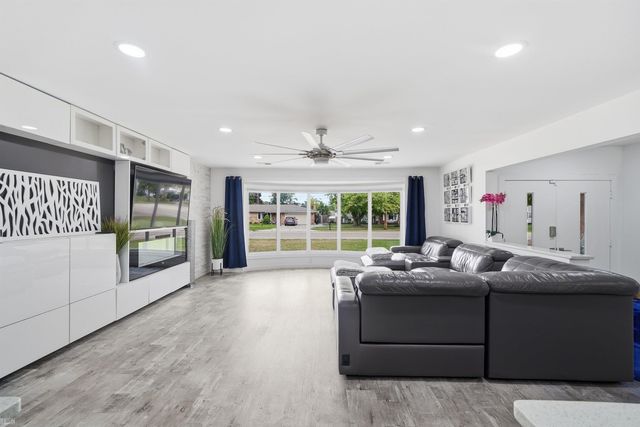 8650 Clinton River Road, Sterling Heights, MI 48314