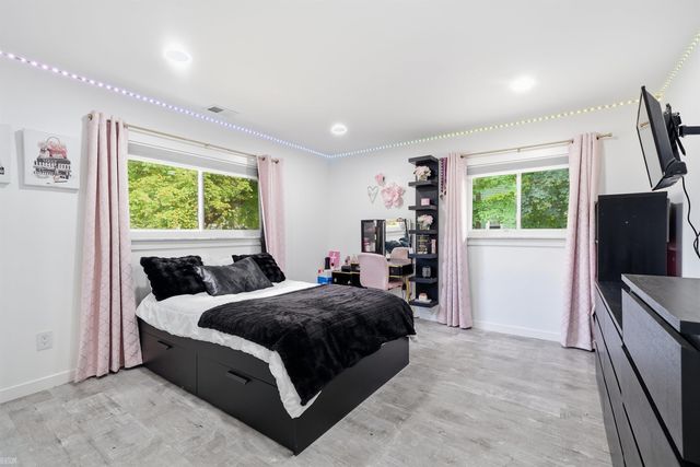 8650 Clinton River Road, Sterling Heights, MI 48314