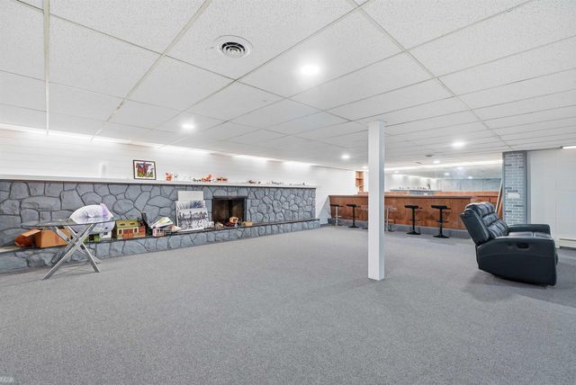 8650 Clinton River Road, Sterling Heights, MI 48314