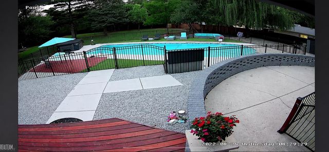 8650 Clinton River Road, Sterling Heights, MI 48314