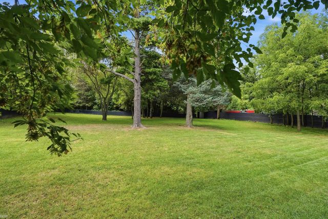 8650 Clinton River Road, Sterling Heights, MI 48314