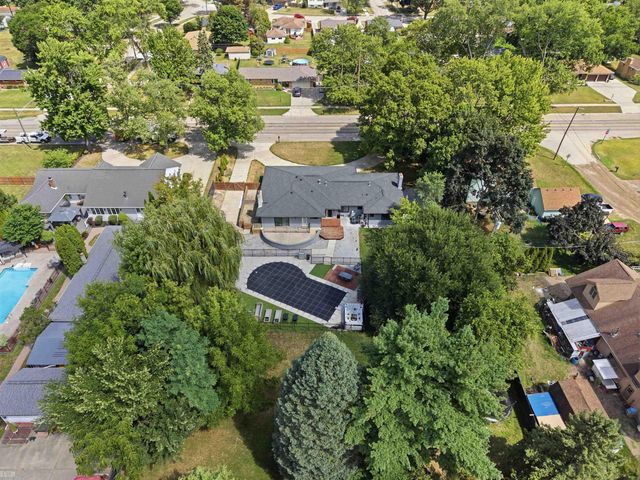 8650 Clinton River Road, Sterling Heights, MI 48314
