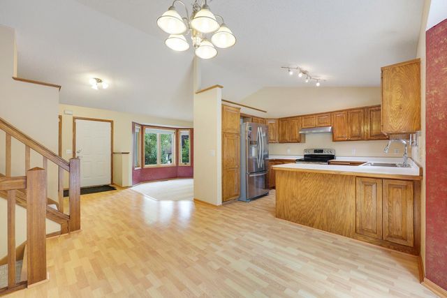 5409 W 143rd Street, Savage, MN 55378