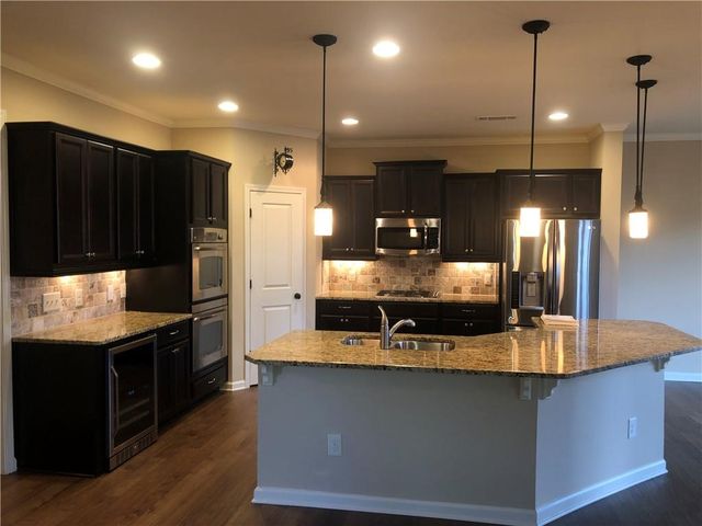 8475 Majors Mill Drive, Cumming, GA 30041