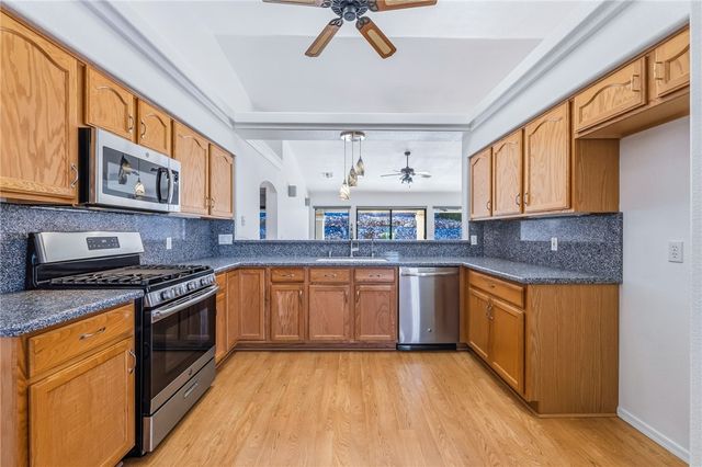 2262 Sunrise Trail, Bullhead City, AZ 86442