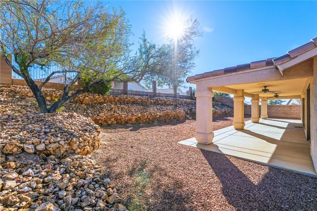 2262 Sunrise Trail, Bullhead City, AZ 86442