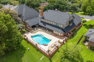6500 Hollytree Circle, Tyler, TX 75703