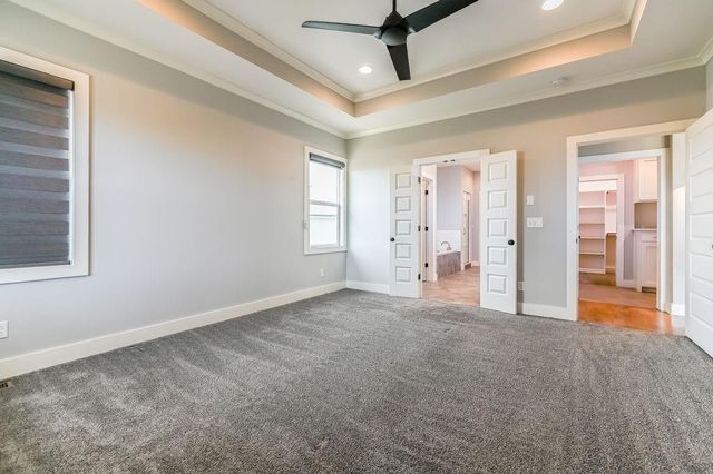 22622 W 87th Terrace, Lenexa, KS 66227