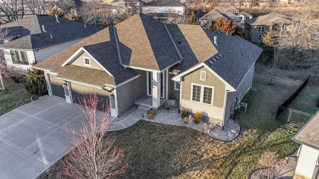22622 W 87th Terrace, Lenexa, KS 66227