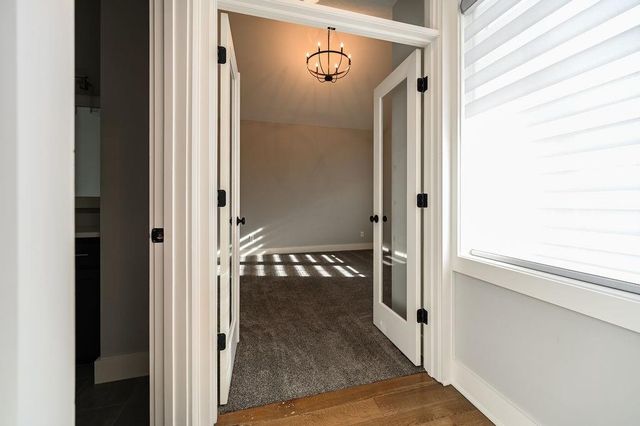 22622 W 87th Terrace, Lenexa, KS 66227