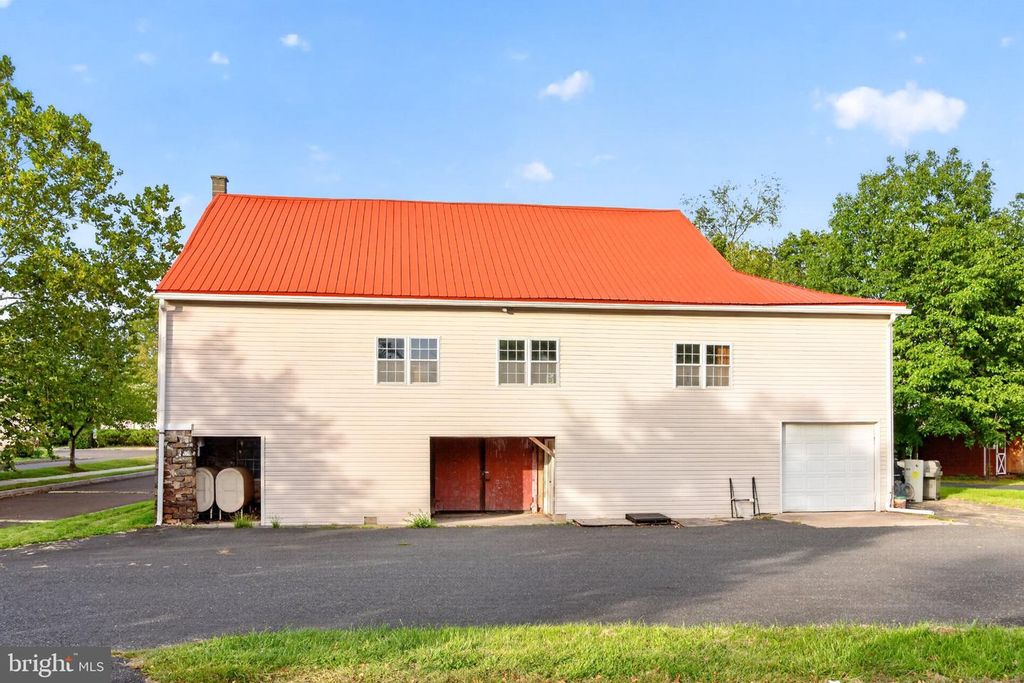444 SCHOOL LN, Harleysville, PA 19438 — photo 4