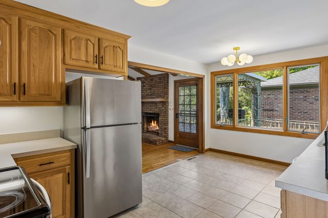 3836 Lake Aire Dr, Nashville, TN 37217