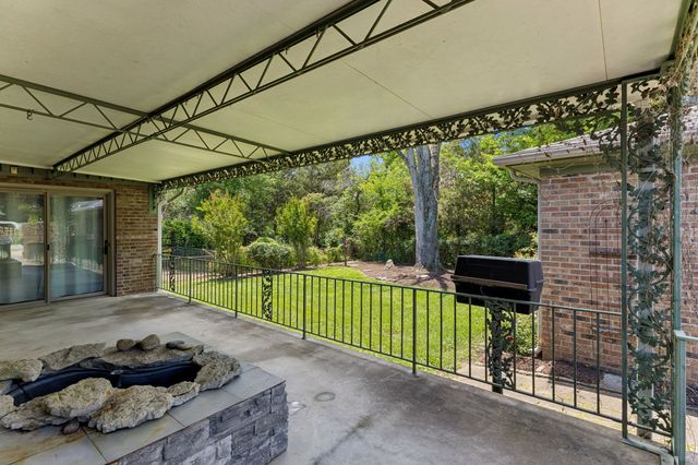 3836 Lake Aire Dr, Nashville, TN 37217