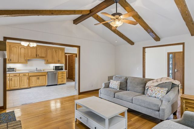 3836 Lake Aire Dr, Nashville, TN 37217