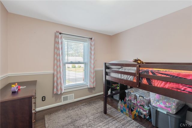 102 Marsden Road, Salina, NY 13208