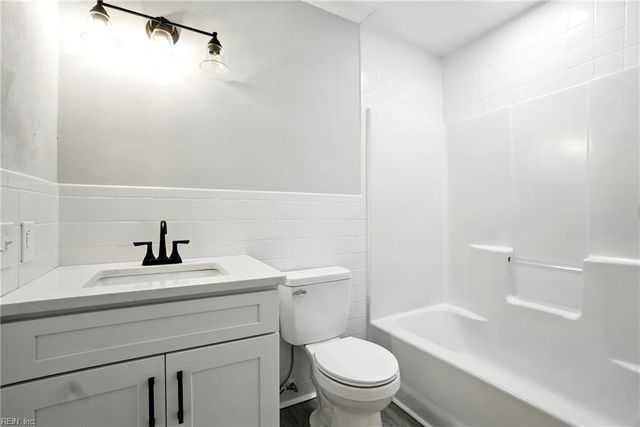 3209 Tyre Neck RD, Chesapeake, VA 23321