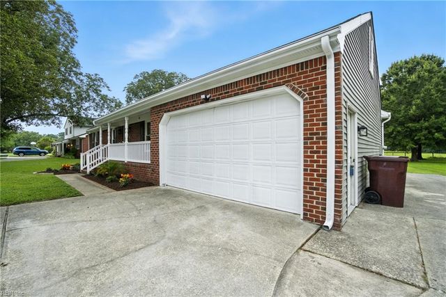3209 Tyre Neck RD, Chesapeake, VA 23321