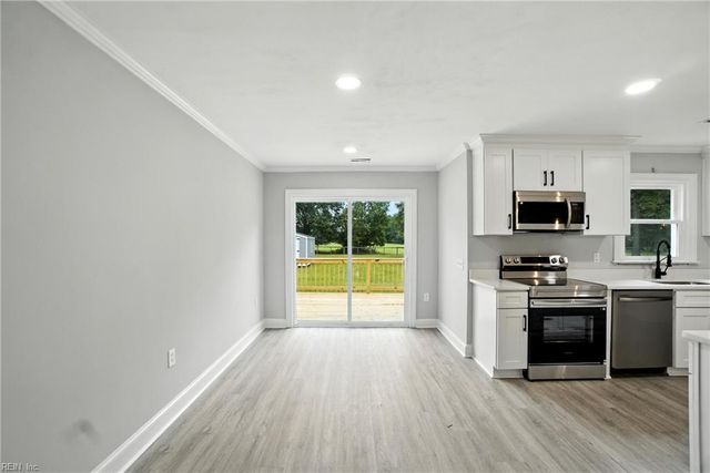 3209 Tyre Neck RD, Chesapeake, VA 23321