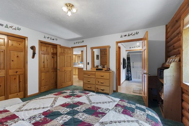 15789 HICKORY LANE, Mountain, WI 54149