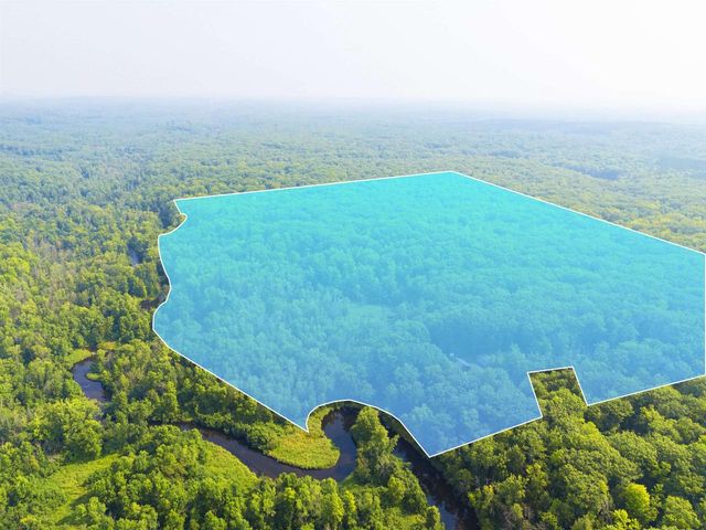 15789 HICKORY LANE, Mountain, WI 54149