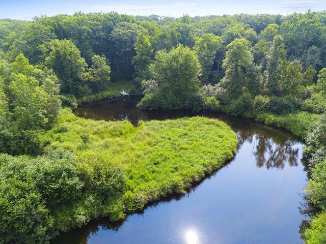 15789 HICKORY LANE, Mountain, WI 54149