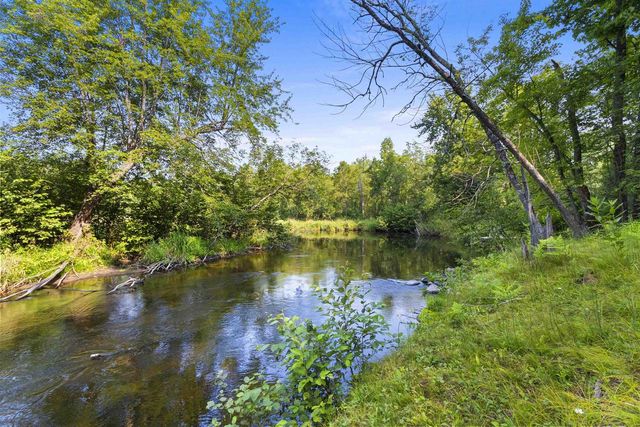 15789 HICKORY LANE, Mountain, WI 54149