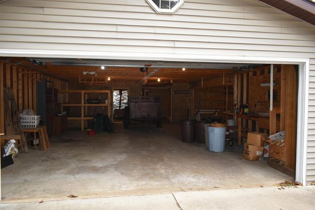 15789 HICKORY LANE, Mountain, WI 54149